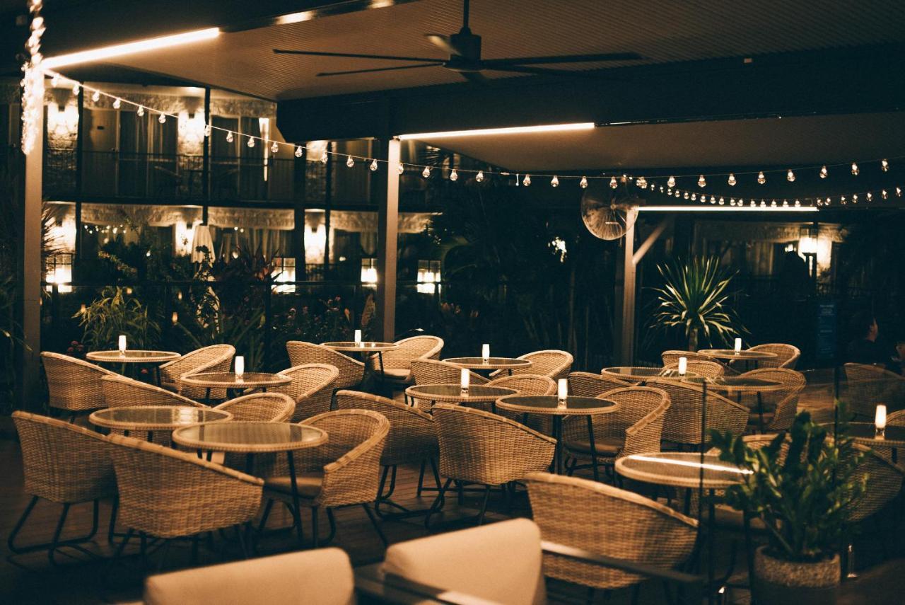 Mantra Club Croc Hotel Airlie Beach Exterior foto